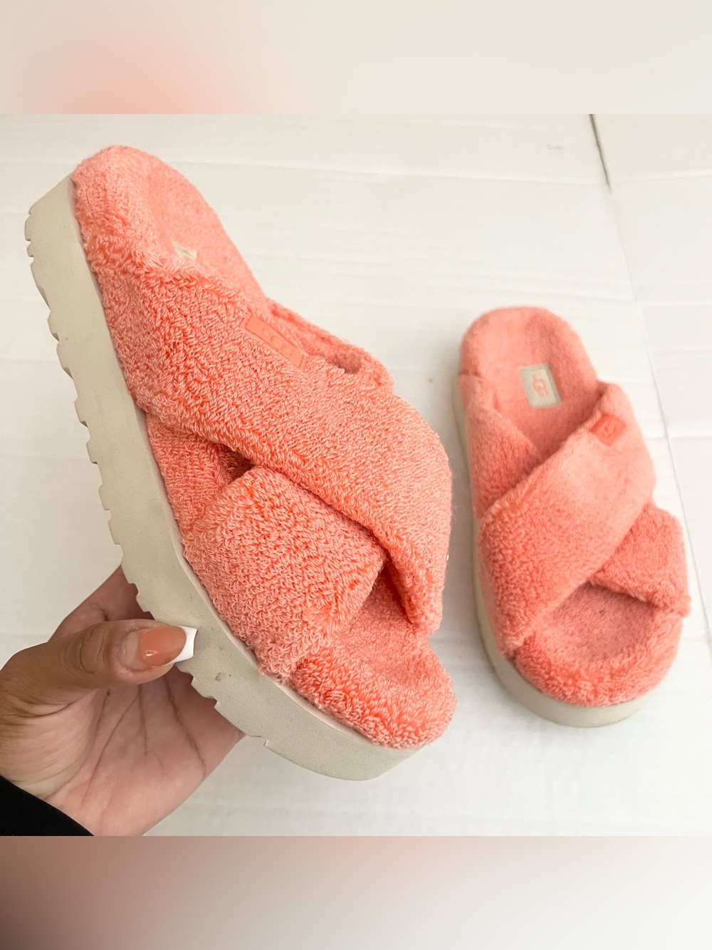 UGG | Fuzz Sugar Terry Cross-Over Peach Bliss Slide